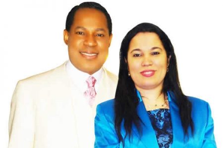 Oyakhilome Saga: Pastor Chris, Anita Finalise Divorce – The Whistler  Newspaper