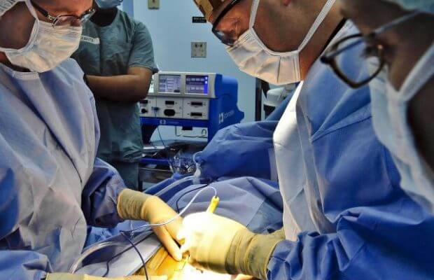 worlds-first-penis-scrotum-transplant-done-in-us (1)