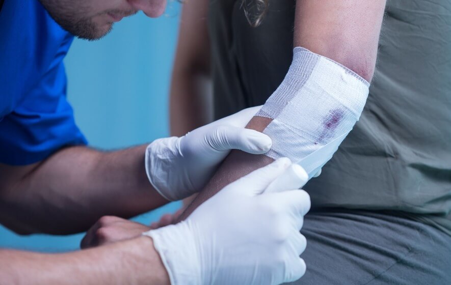 Scientist-Create-Bandage-To-Speed-Up-Healing-Of-Wounds
