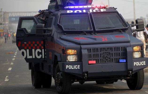 nigeria-police-car