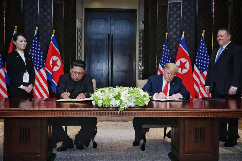 trump-kim-sign-agreement-on-korean-peninsula (1)