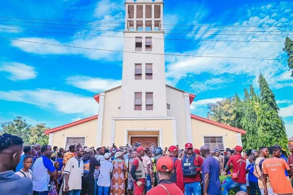 Owo-Catholic-Church-attack-in-Ondo-State