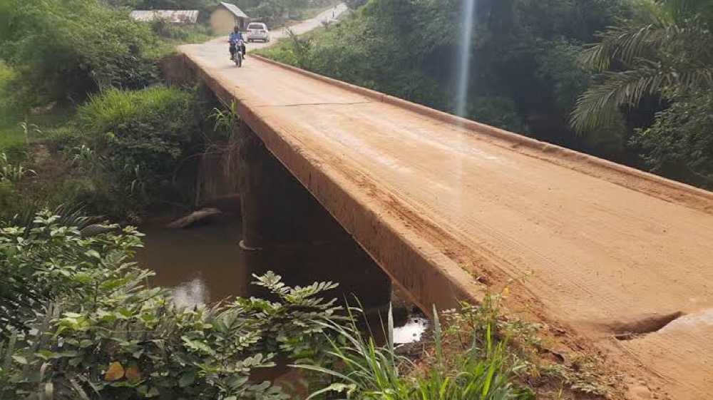 Abia Community Raises Alarm Over Collapse Of Omenuko Bridge