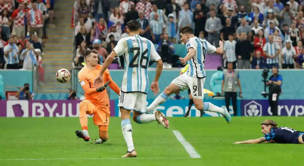alvarez Scores 1 | JUST IN: Jubilation As Messi Leads Argentina To World Cup Finals In Qatar | The Paradise News