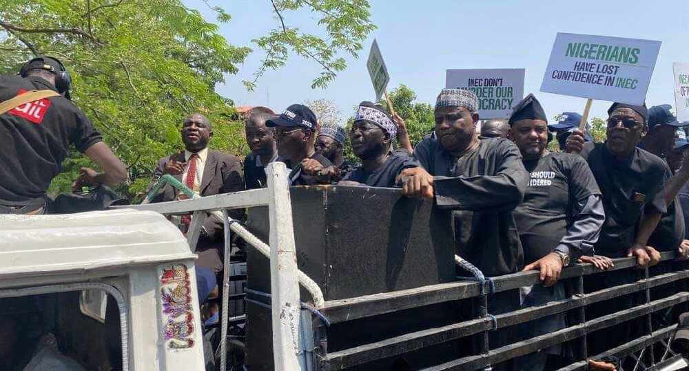 Atiku arriving at protest with other PDP executives
