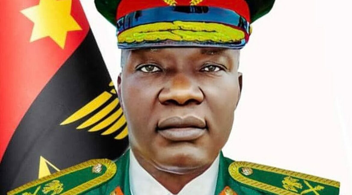 Major-General-Taoreed-Abiodun-Lagbaja-COAS-.jpg