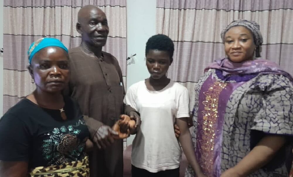 Khadizat Labaran being reunited with her parents in Kogi State after being rescued from kidnappers