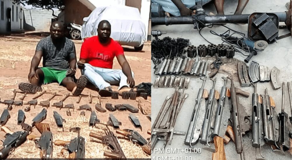 Two gunrunners, apprehended by the troops of the Nigerian Army along with weapons recovered from the illegal arms industry in Jos, Plateau State.