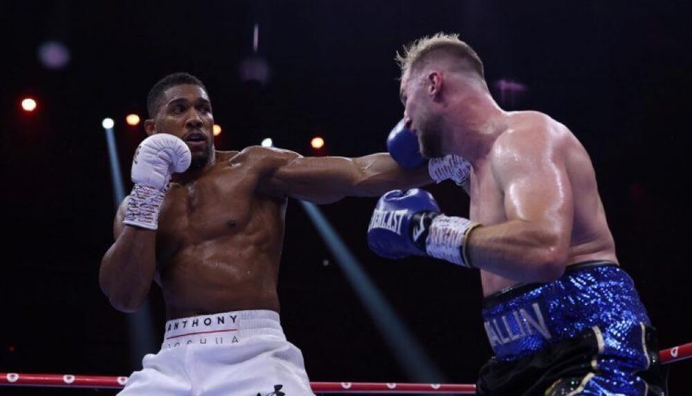 Anthony Joshua and Otto Wallin Battle It Out In The Ring
