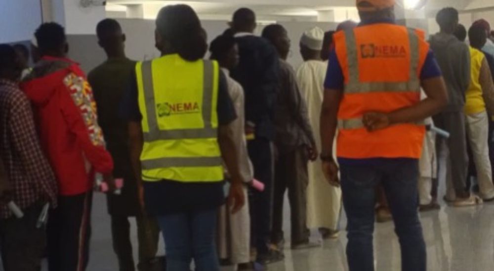 NEMA Receives 708 Stranded Nigerians From Niger Republic