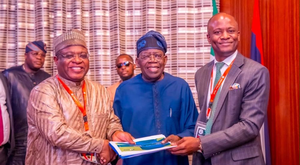 Tinubu Hails Economic Team As NGX Hits N160trn